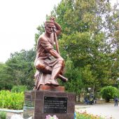 Памятник Ашик-Умеру в Евпатории