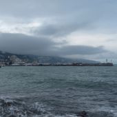 Зимнее море   в Ялте