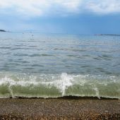 Морские волны в Геленджике