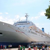 Корабль в Севастополе