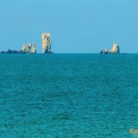 Скалы корабли