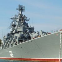 Ракетный крейсер Слава (Москва) в Севастополе