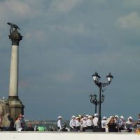 Живая музыка на Набережной в Севастополе