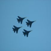 Витязи. Плотный ромб в небе Геленджика