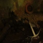 Якорь со дна в музее катастроф в Малореченском