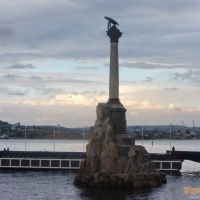Памятник затонувшим кораблям в Севастополе
